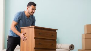 نقل عفش داخل وخارج الرياض